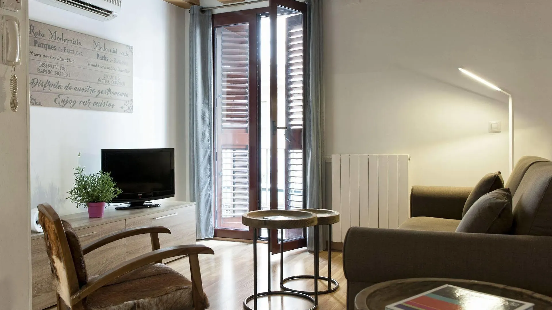 Mh Apartments Liceo Barcelona Spanyolország